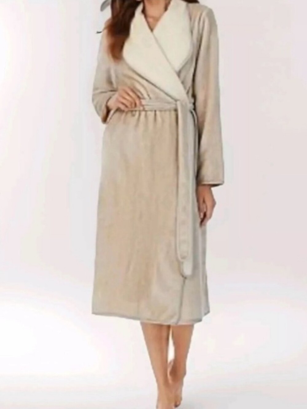 Koolaburra Women's Two-Tone Beige and Cream Plush Robe